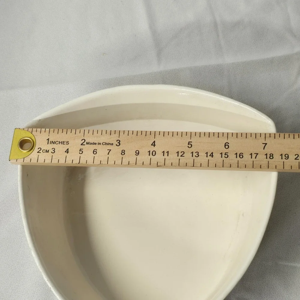 Vintage Mid-Century Modern California Triangular Casserole‎ Pottery Dish